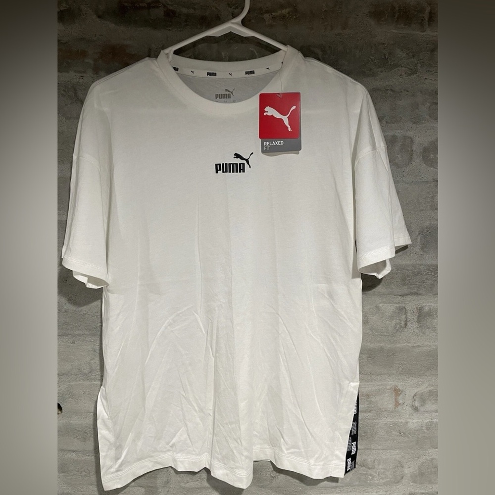 Puma Oversized White T-Shirt NWT Size Small